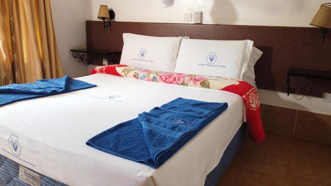 Miryams Village Inn Safari Lodge Sultan Hamud Zewnętrze zdjęcie