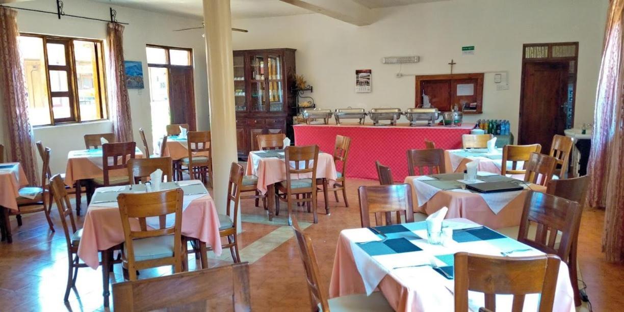 Miryams Village Inn Safari Lodge Sultan Hamud Zewnętrze zdjęcie